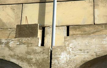 Concrete Italian arches with spacers