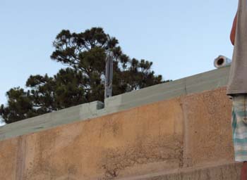 Top plate of concrete wall